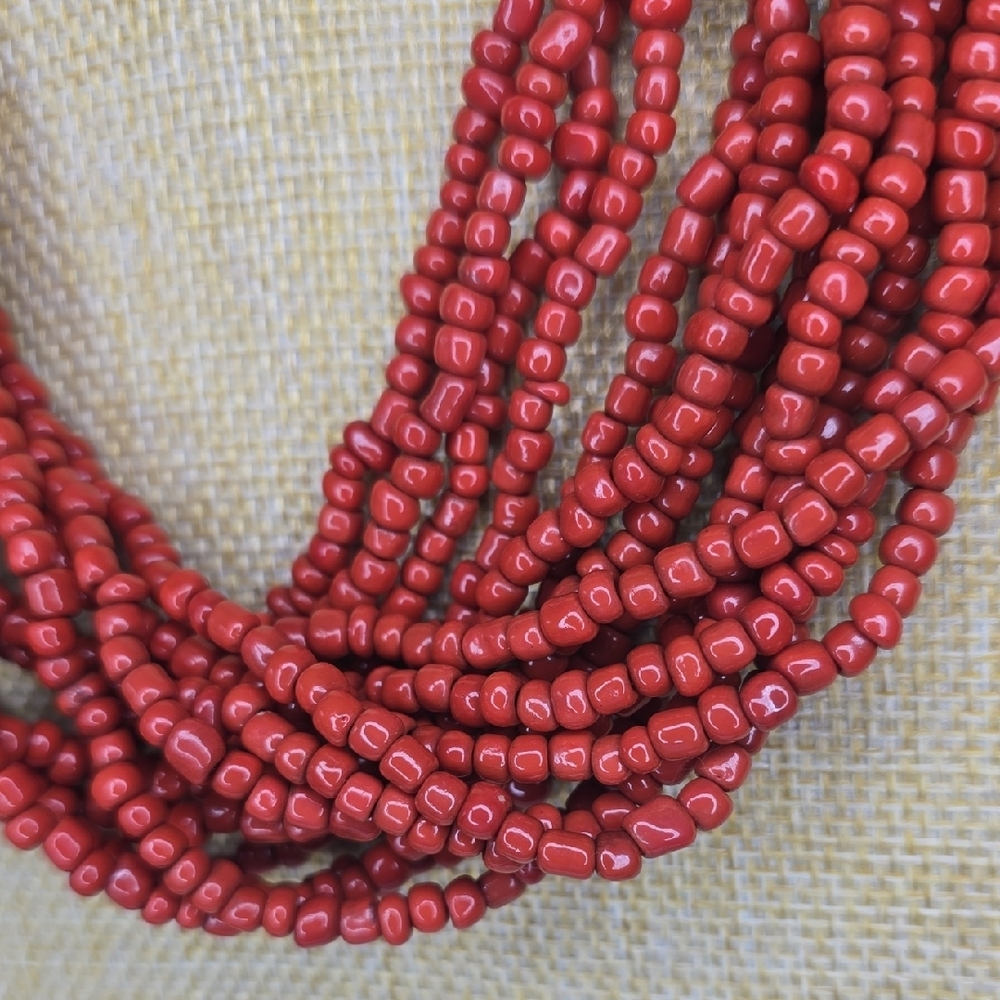15 Strand Coral Red Glass Beaded Necklace With A Beaded Toggle Clasp - Picture 4 of 9